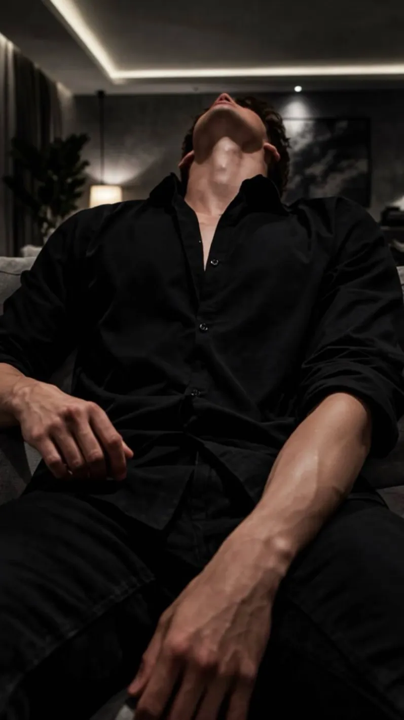 ai character: Damien background