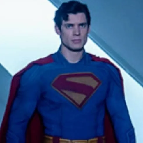 chat with ai character: super man 