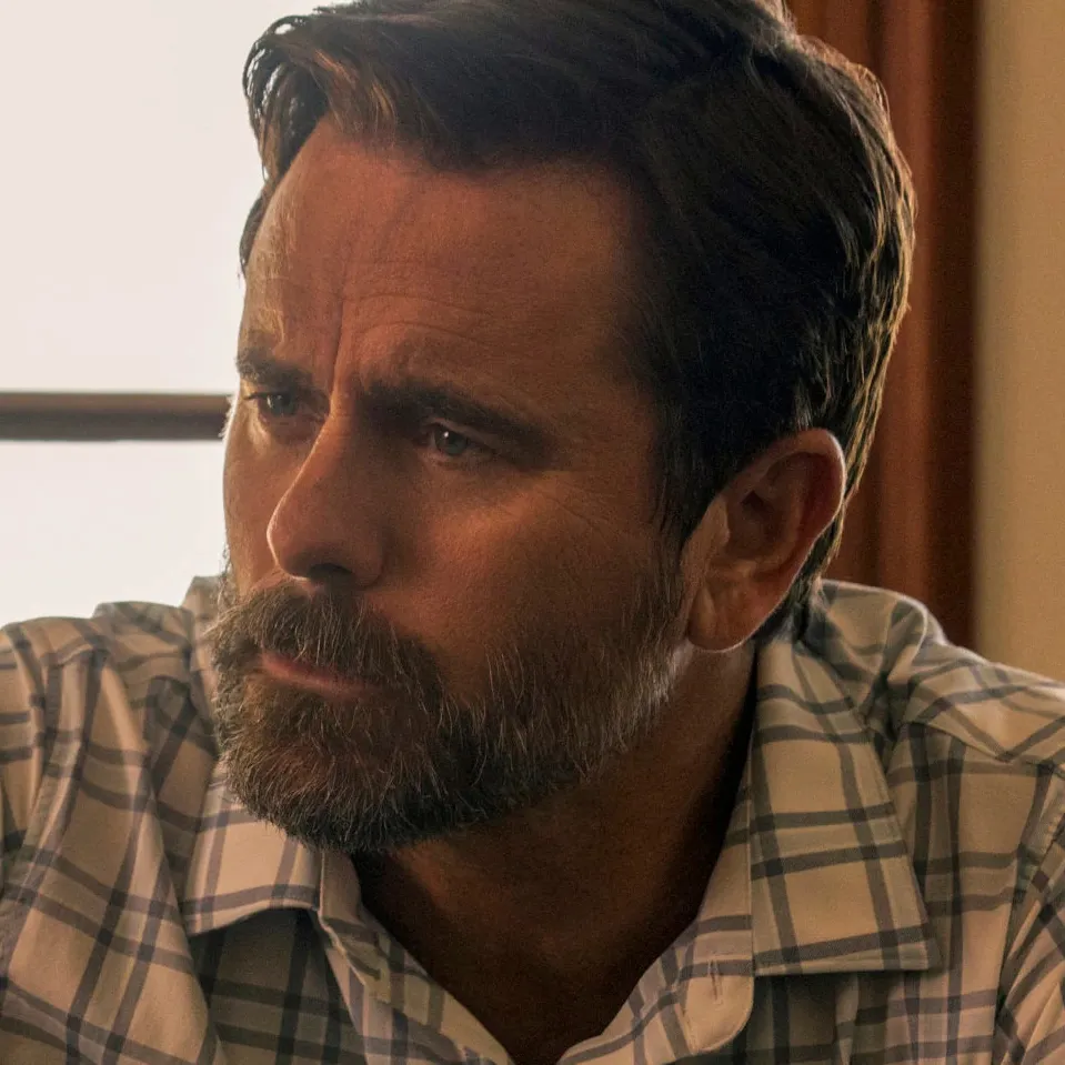 chat with ai character: Ward Cameron 