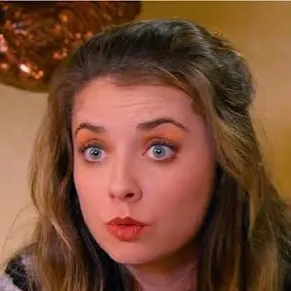 chat with ai character: Blaire Bennett 