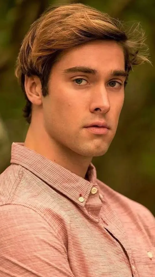 ai character: Topper Thornton  background