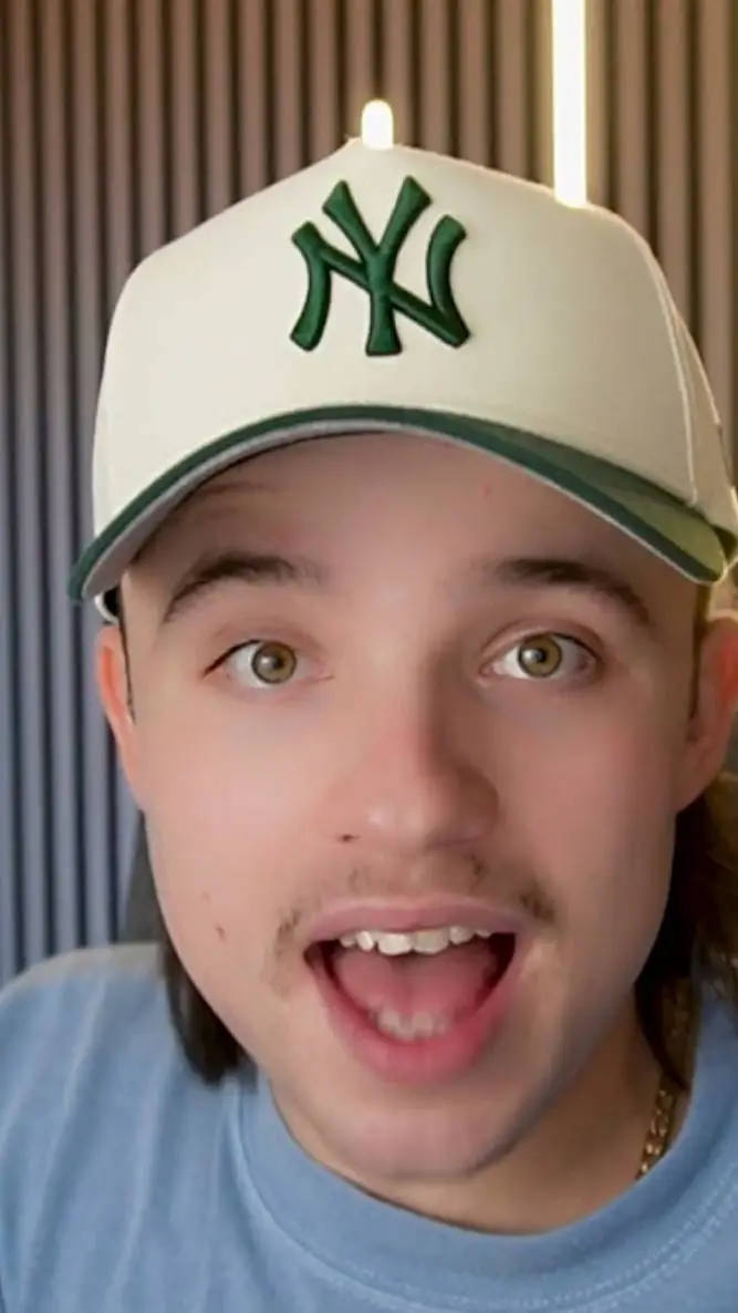 ai character: ethannyt background