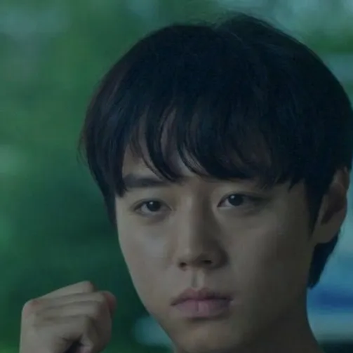 chat with ai character: Yeon Sieun