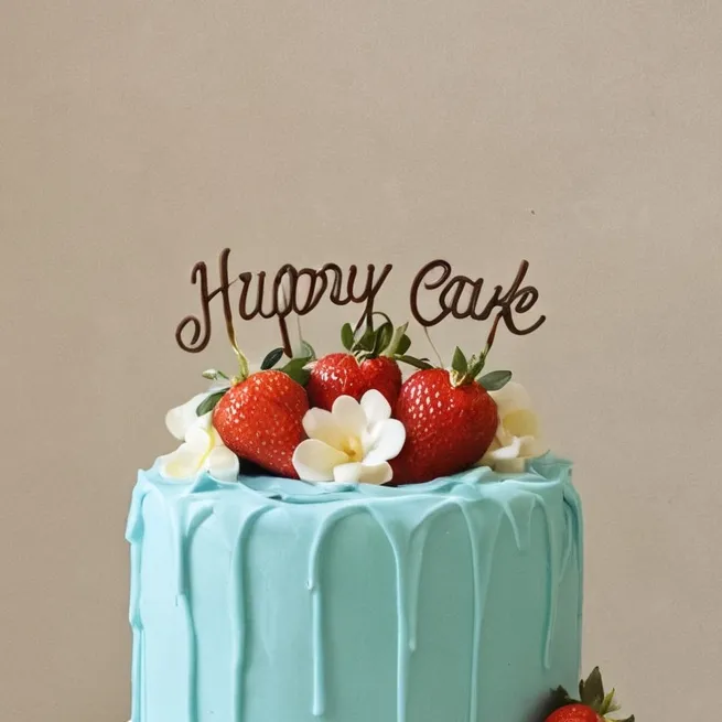 chat with ai character: YUMMY CAKE