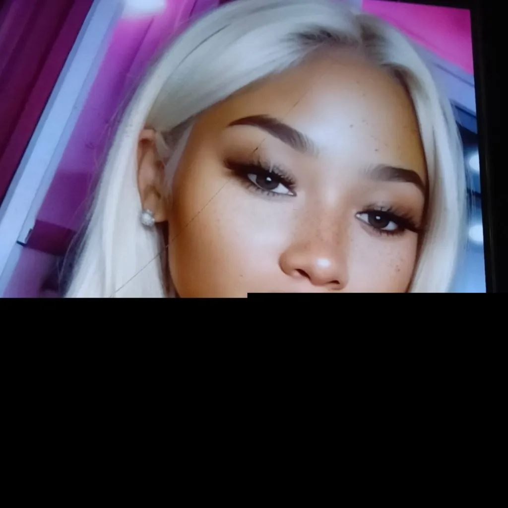 chat with ai character: Kiangazi