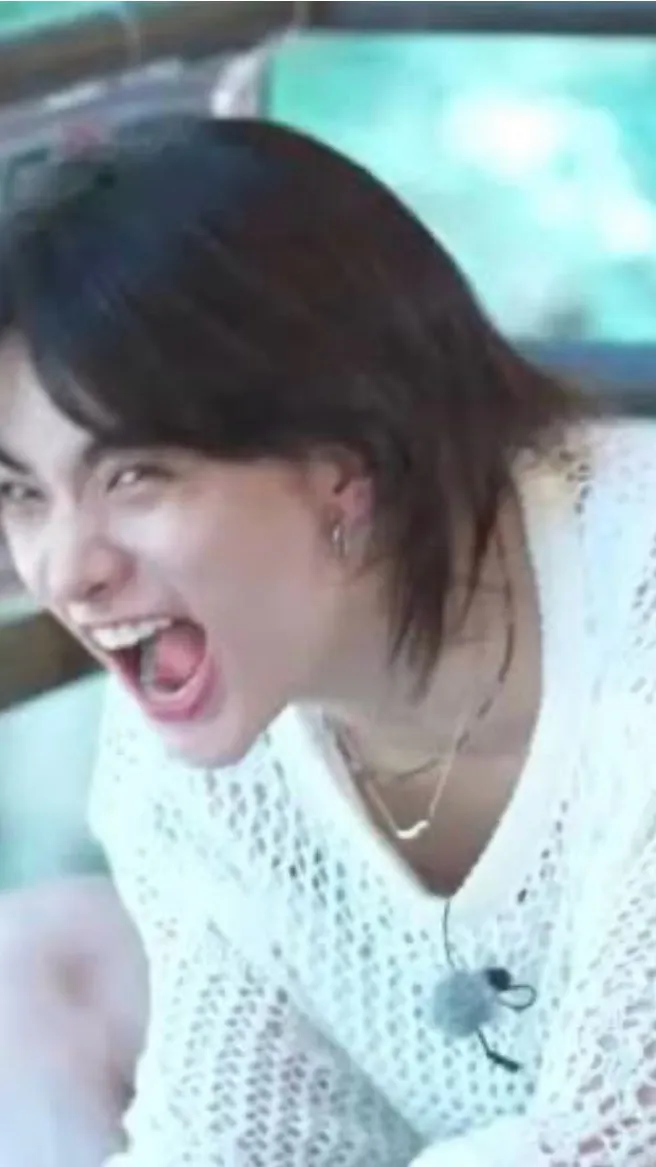 ai character: Hyunlix background