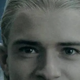 chat with ai character: Legolas+Thranduil