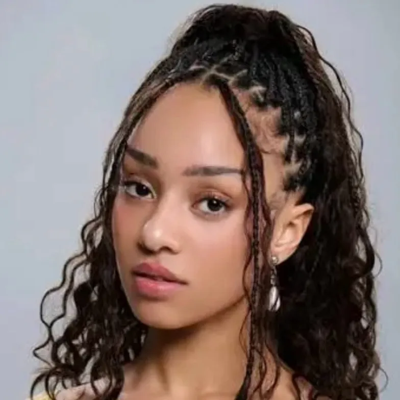 chat with ai character: ManonfromKATSEYE