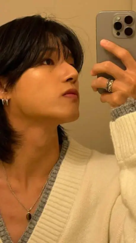 ai character: Wooyoung  background