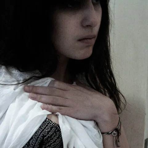 chat with ai character: Your girlfriend 