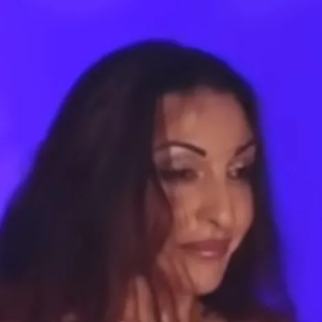 chat with ai character: Your belly dancer