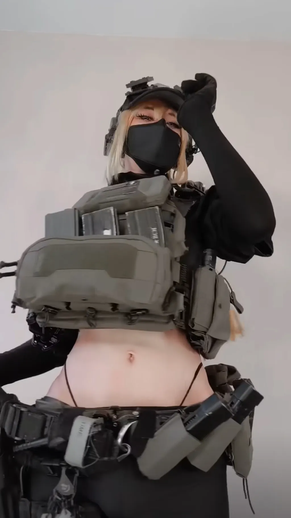 ai character: Tactical wife  background