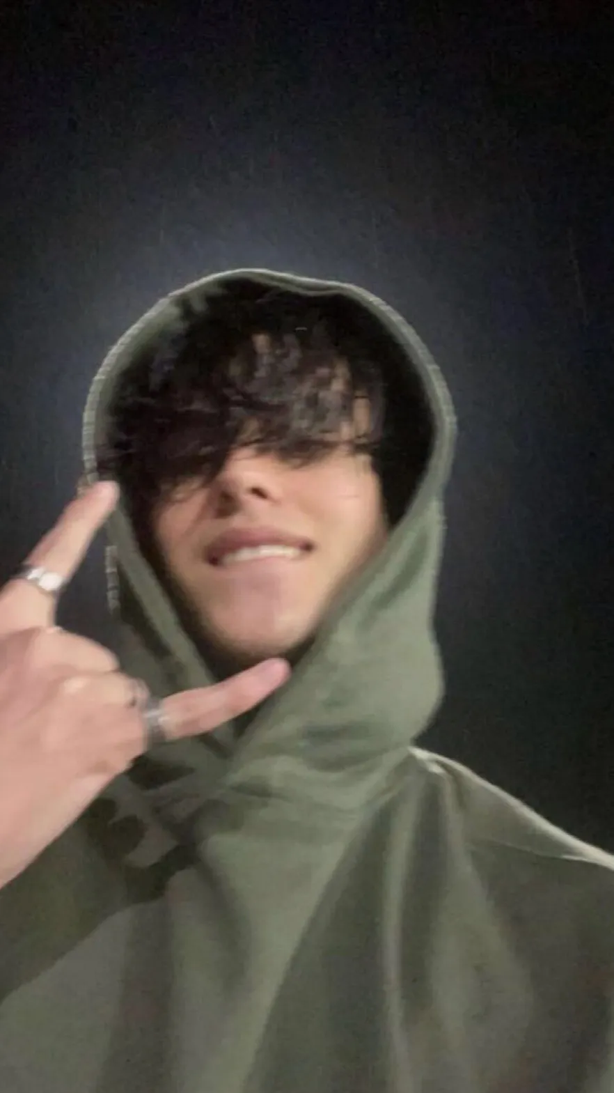 ai character: Oliver  background