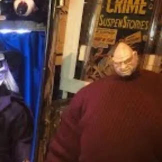 chat with ai character: PINHEAD