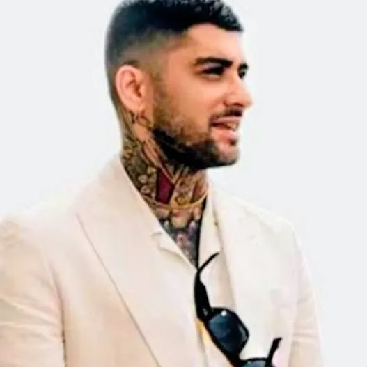 chat with ai character: zayn malik