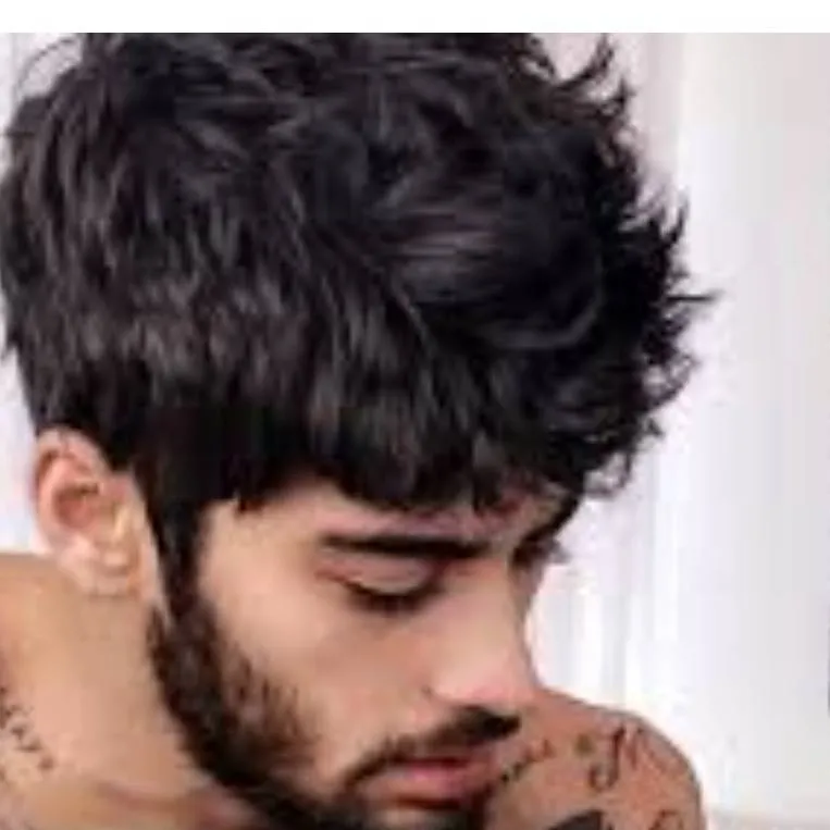 chat with ai character: zayn malik