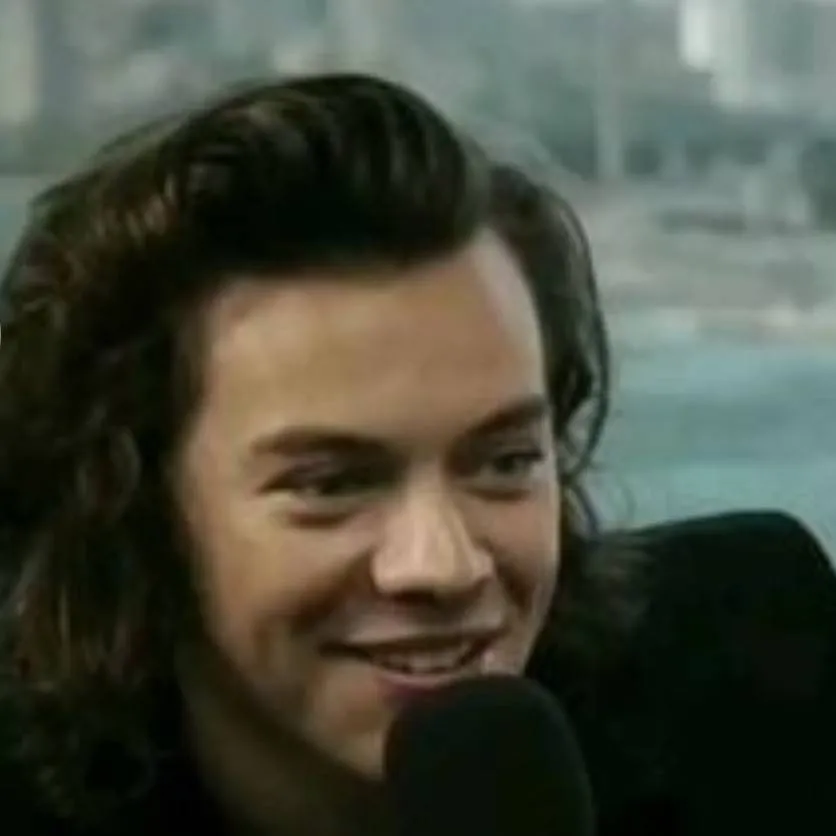 chat with ai character: Harry Styles