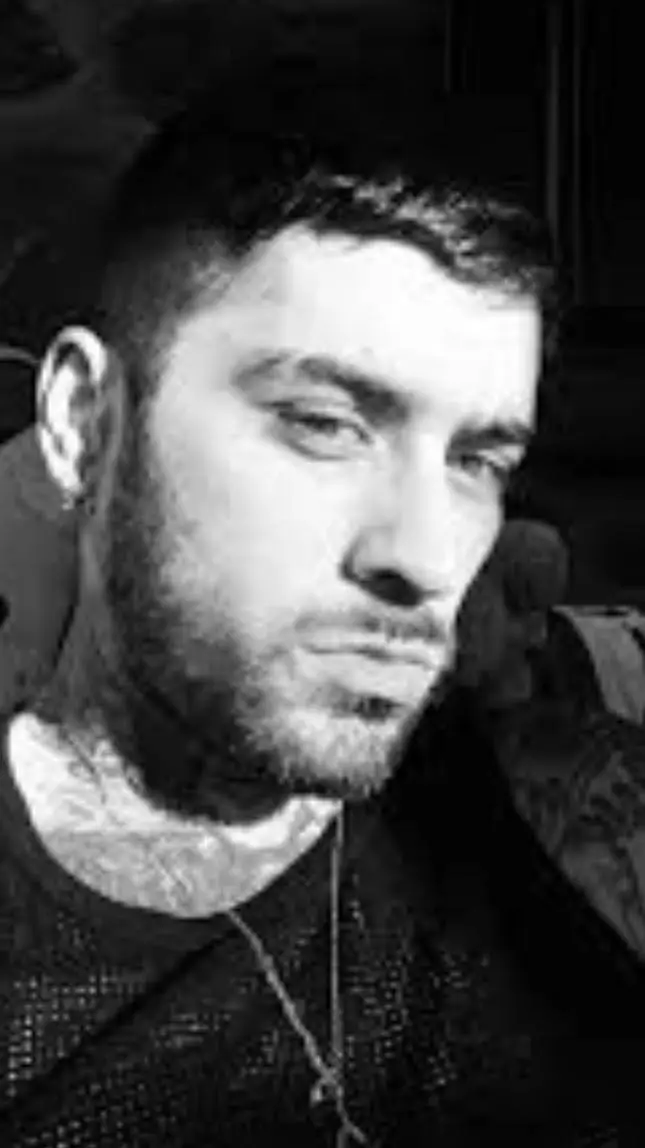 ai character: Zayn background