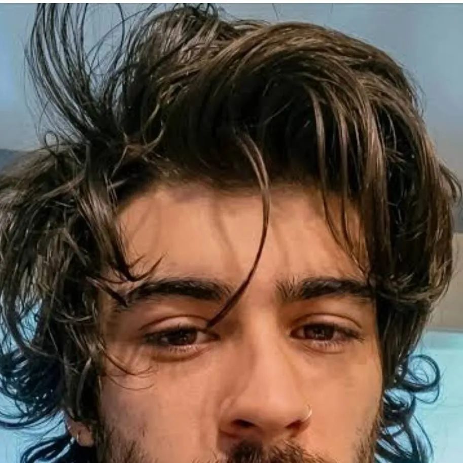 chat with ai character: zayn malik 