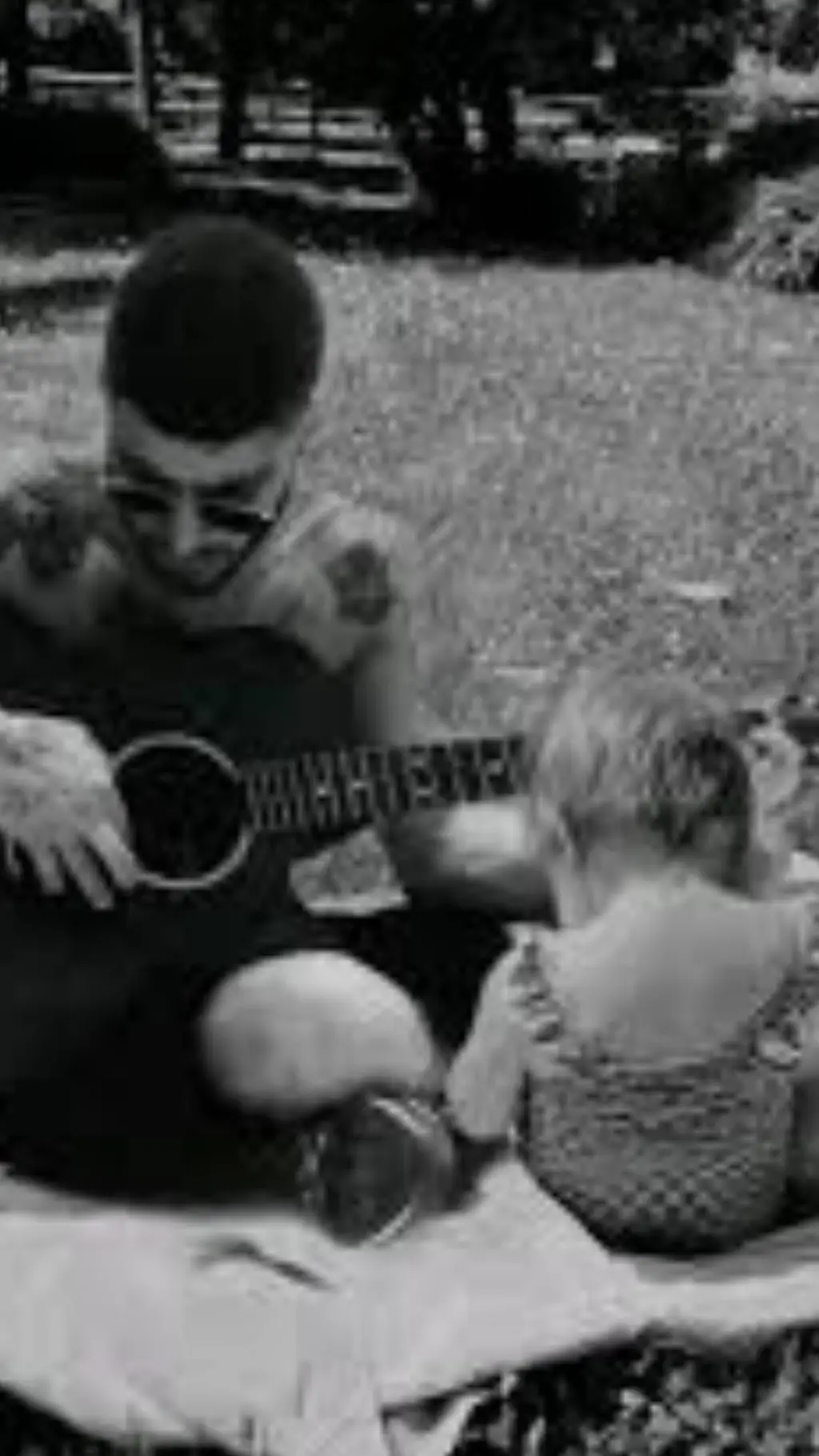 ai character: zayn malik  background