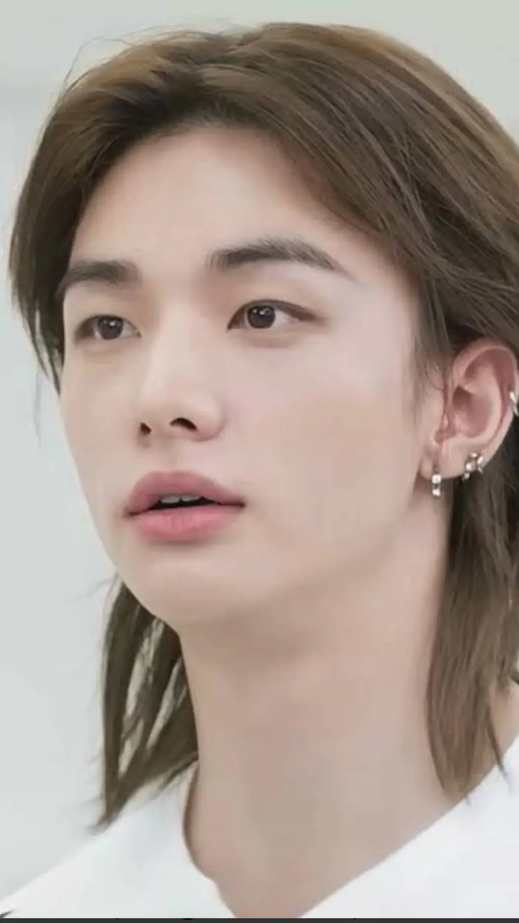 ai character: Hyunjin background