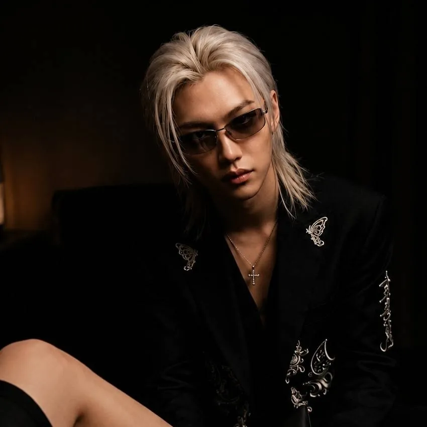 chat with ai character: felix husband 