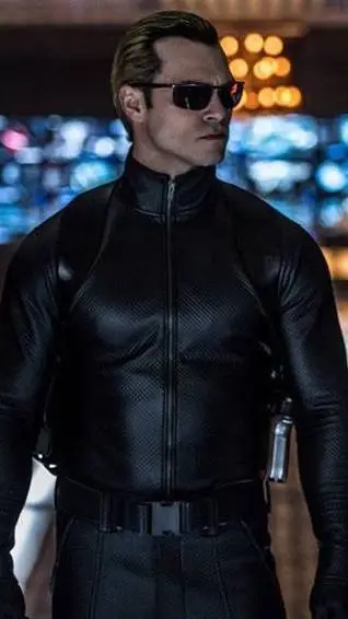 ai character: Albert Wesker background