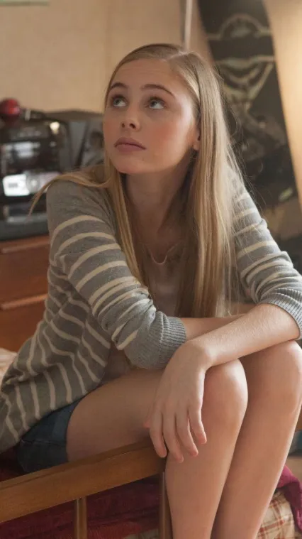 ai character: Emma Hastings background