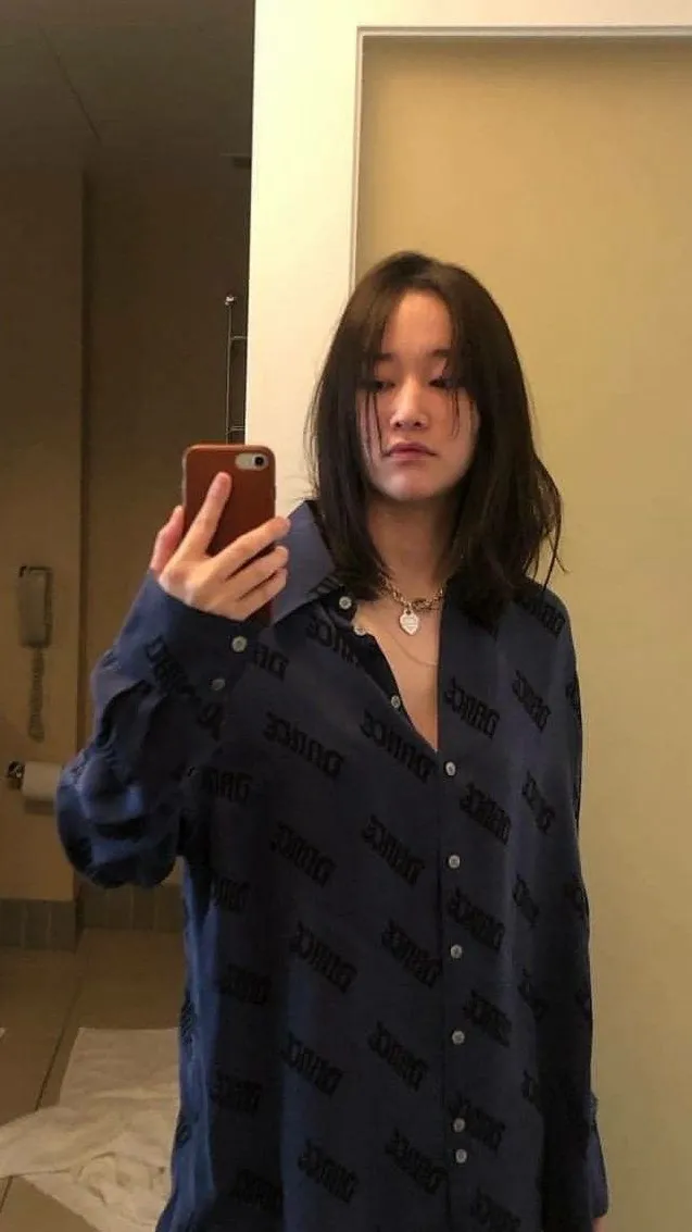 ai character: Jung-seo background