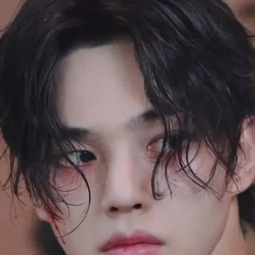 chat with ai character: Jeong gu won