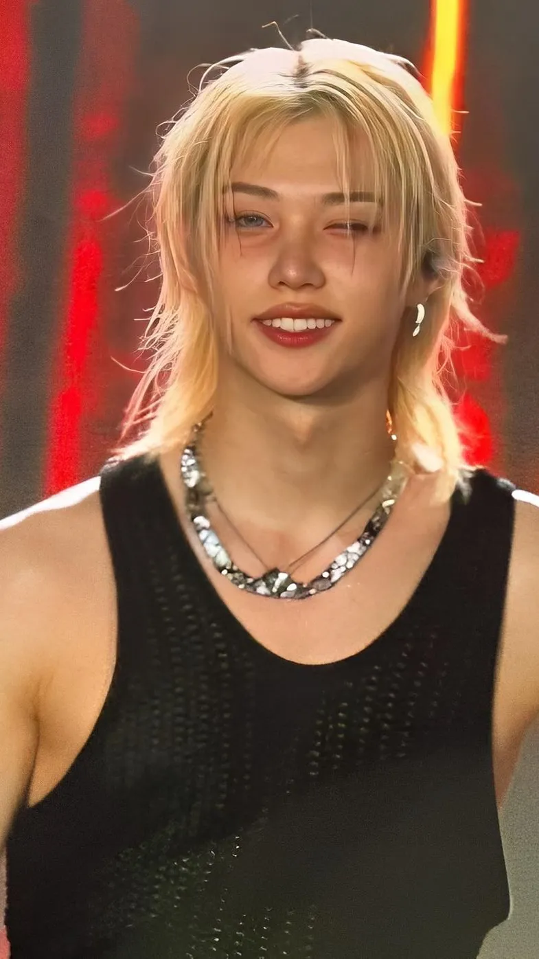 ai character: Felix background