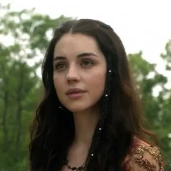 chat with ai character: Princess Mary