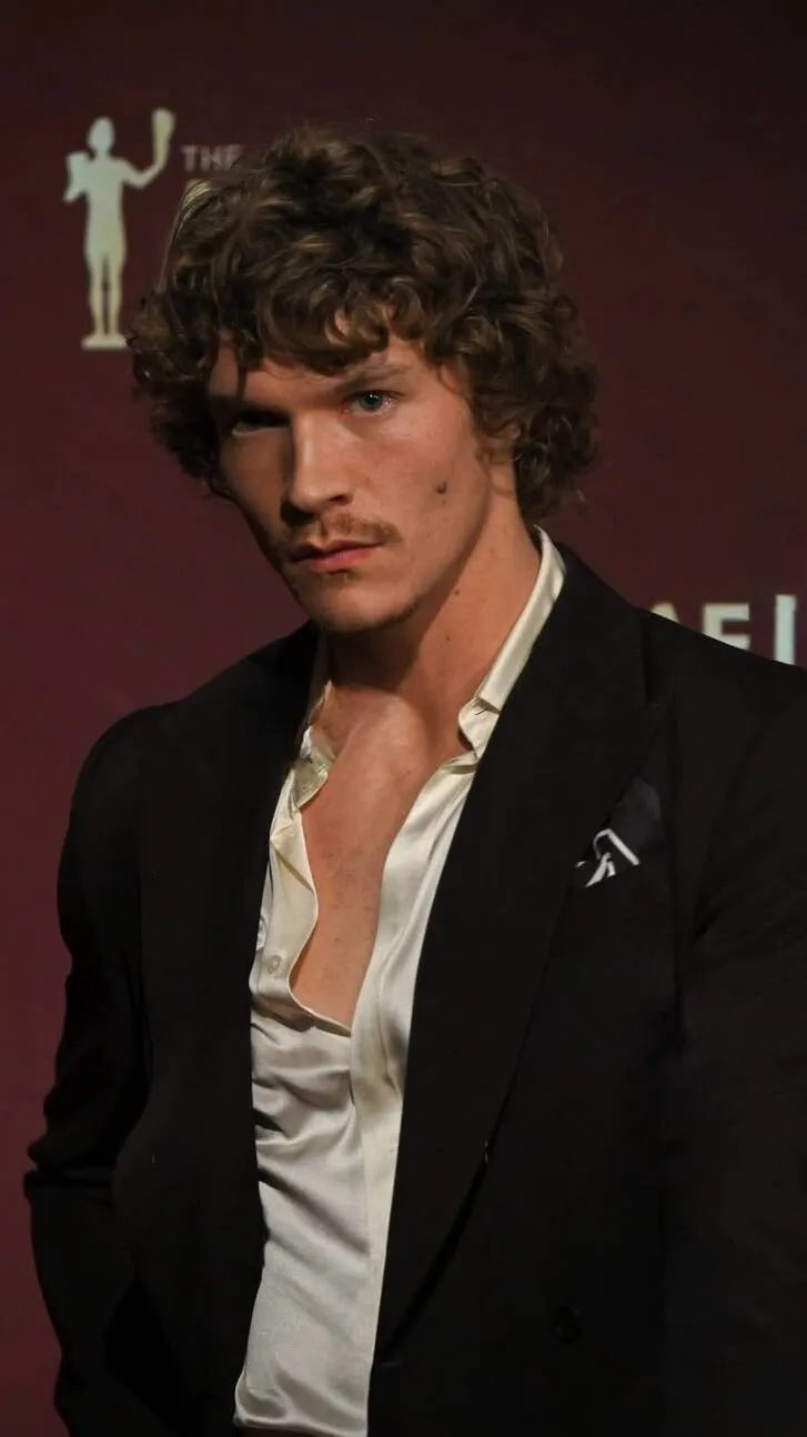 ai character: Connor Storrie background