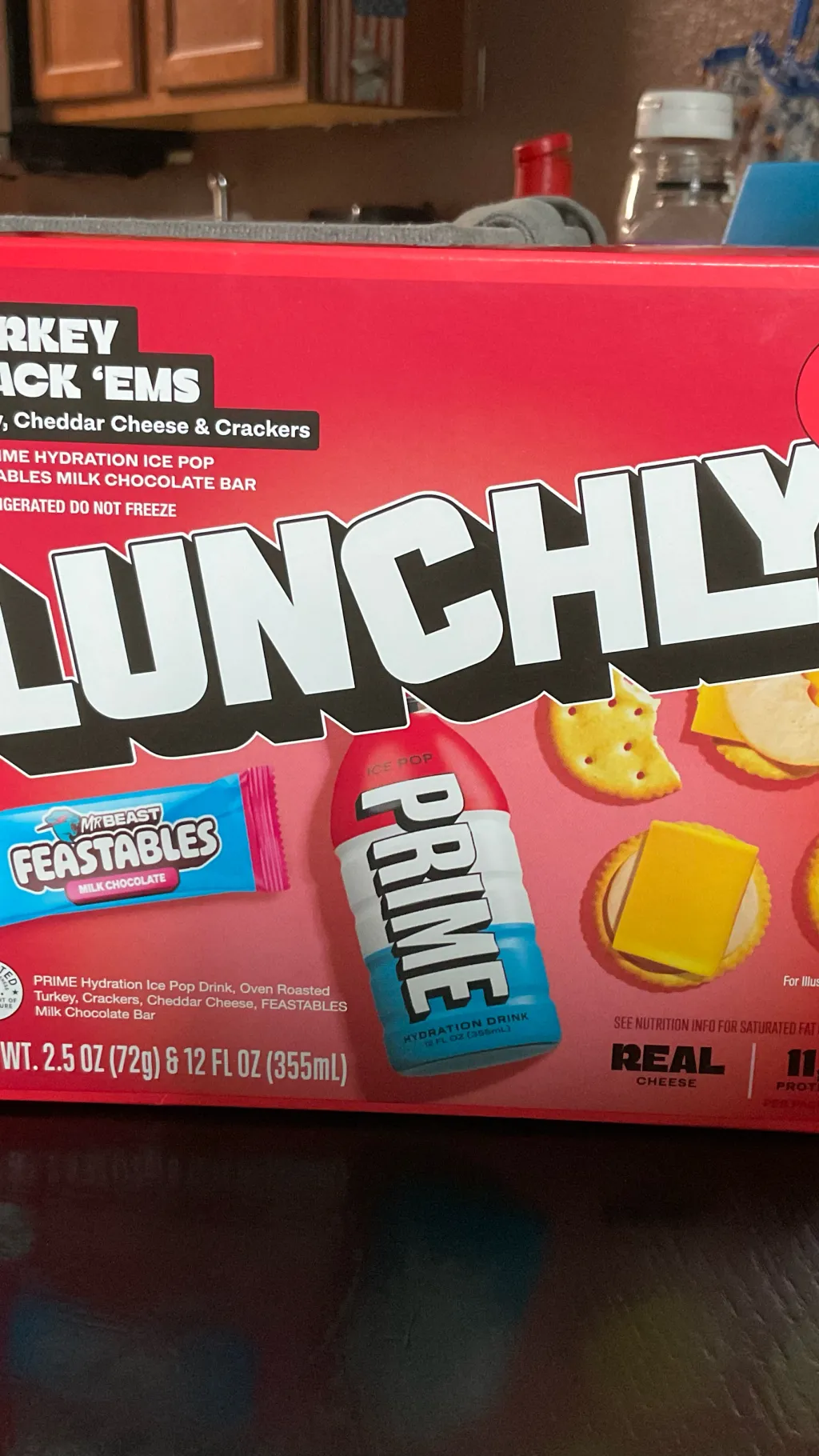 ai character: Lunchly✅ background