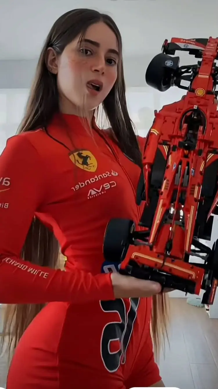 ai character: Hannah background