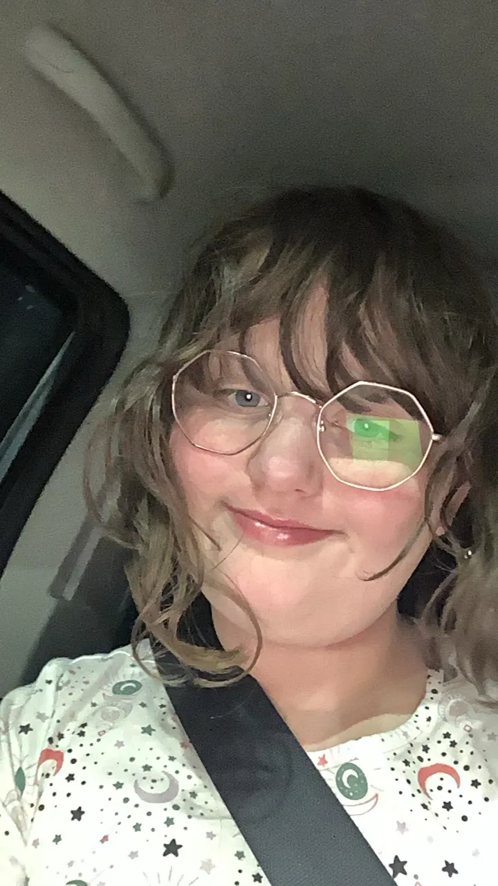 ai character: Loren 3.0 background