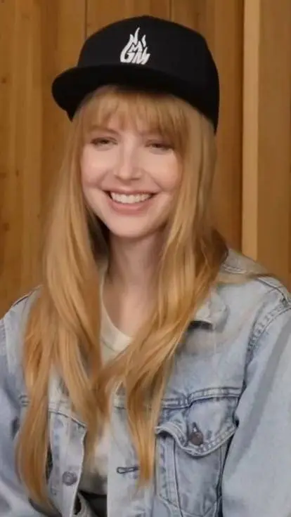 ai character: gmm stevie background