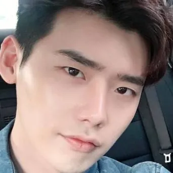 chat with ai character: kang chul