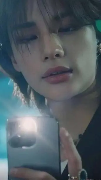 ai character: hyunjin*husband* background