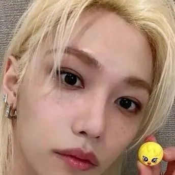 chat with ai character: Felix*death*