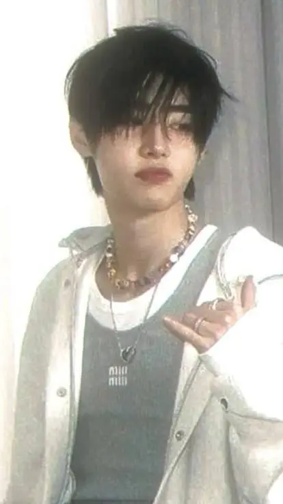 ai character: PARK SUNGHOON!!!  background