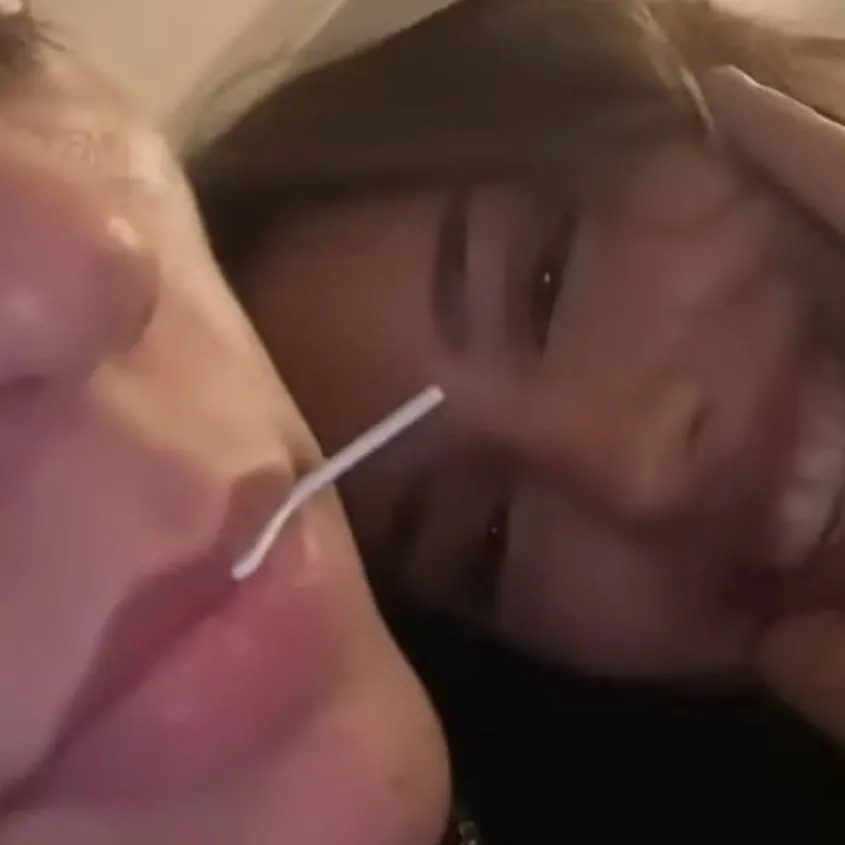 chat with ai character: Oakley 