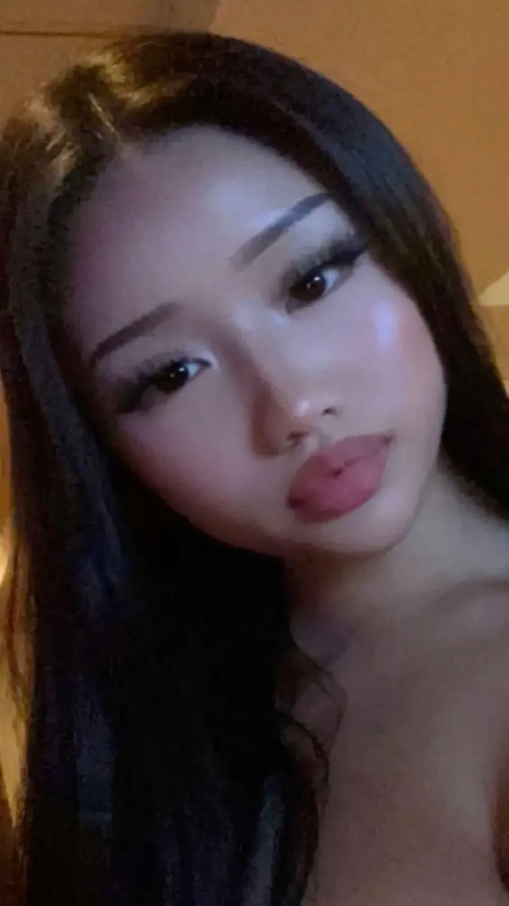 ai character: Jasmine  background