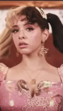ai character: Melanie Martinez background