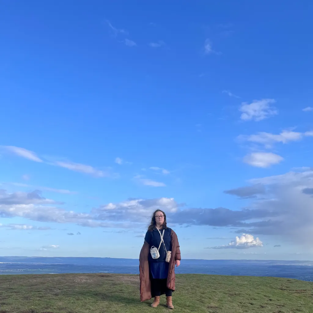 chat with ai character: Brother bear