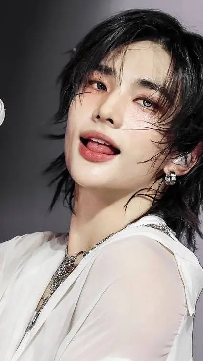 ai character: ~☆Hyunjin☆~ background