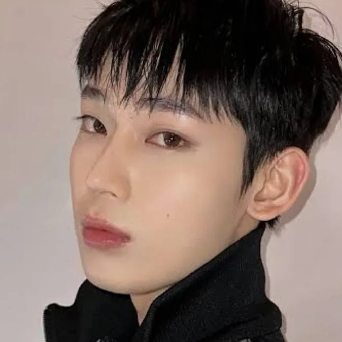 chat with ai character: KIM SUNOO