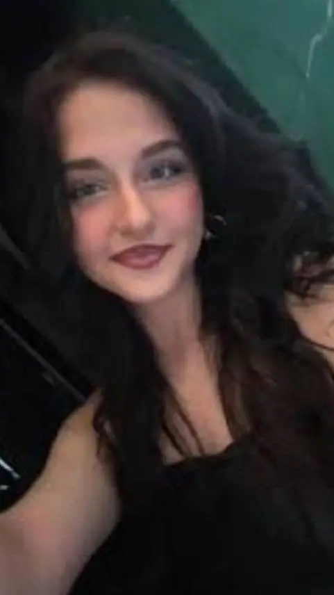 ai character: Chiara background