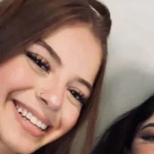 chat with ai character: Zahide and Chiara