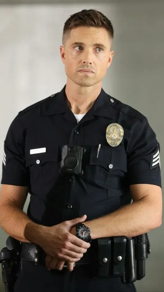 ai character: Tim Bradford background